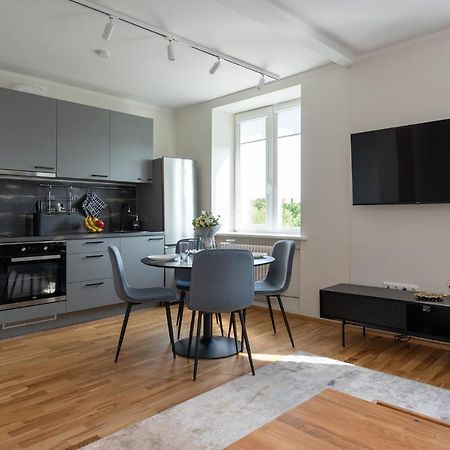 Old Town Luxury Penthouse Apartment With Emajogi View Tartu Exterior foto